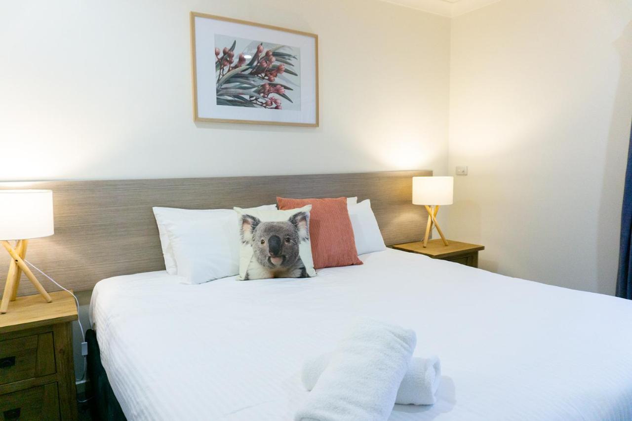 Port Stephens Koala Sanctuary Hotel One Mile Exterior photo