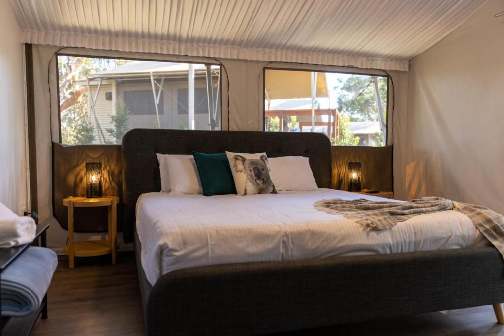 Port Stephens Koala Sanctuary Hotel One Mile Exterior photo